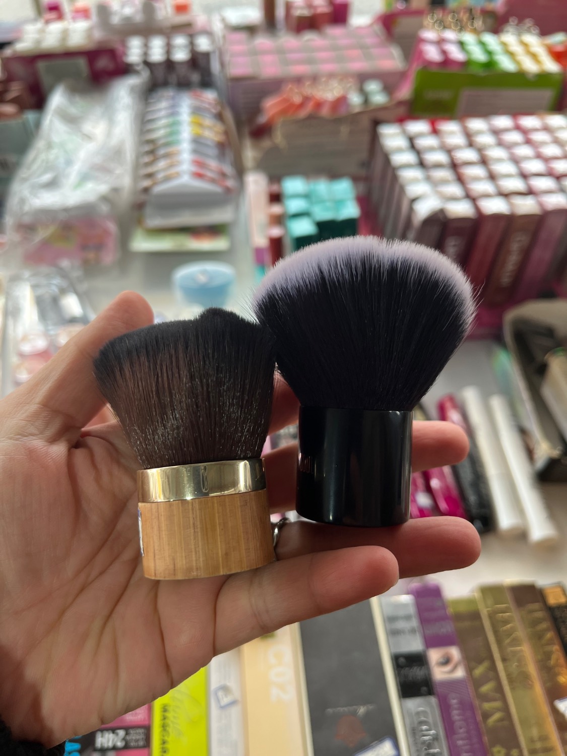 براش رژ گونه